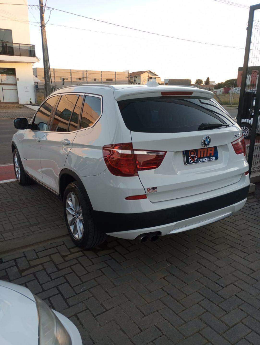 BMW X3 /  XDRIVE3.0 2011